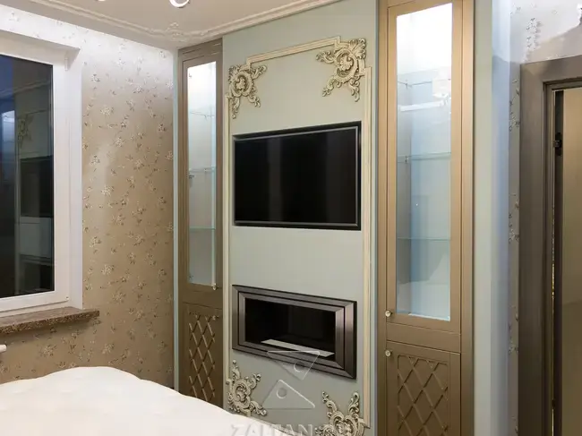 ТВ зона в спальне