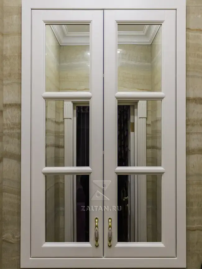 Зеркальные фасады для сантехшкафа