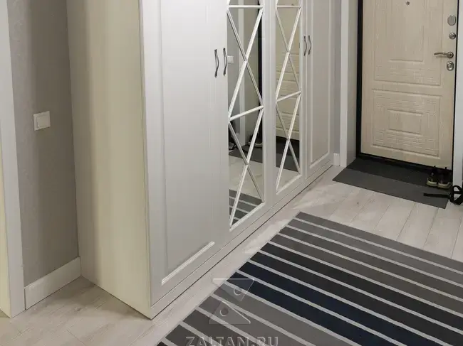 Шкаф из МДФ в прихожую