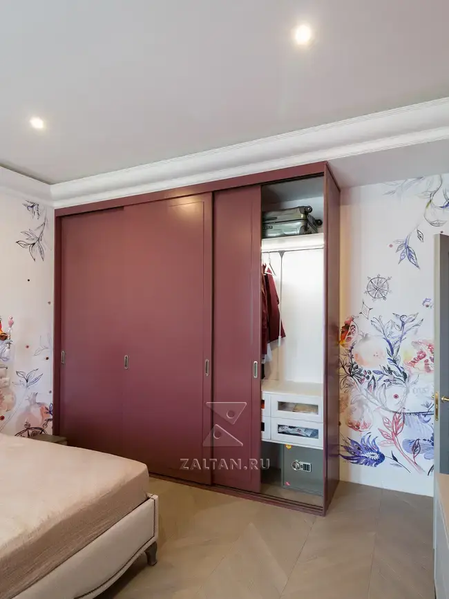 Наполнение шкафа пантогрф