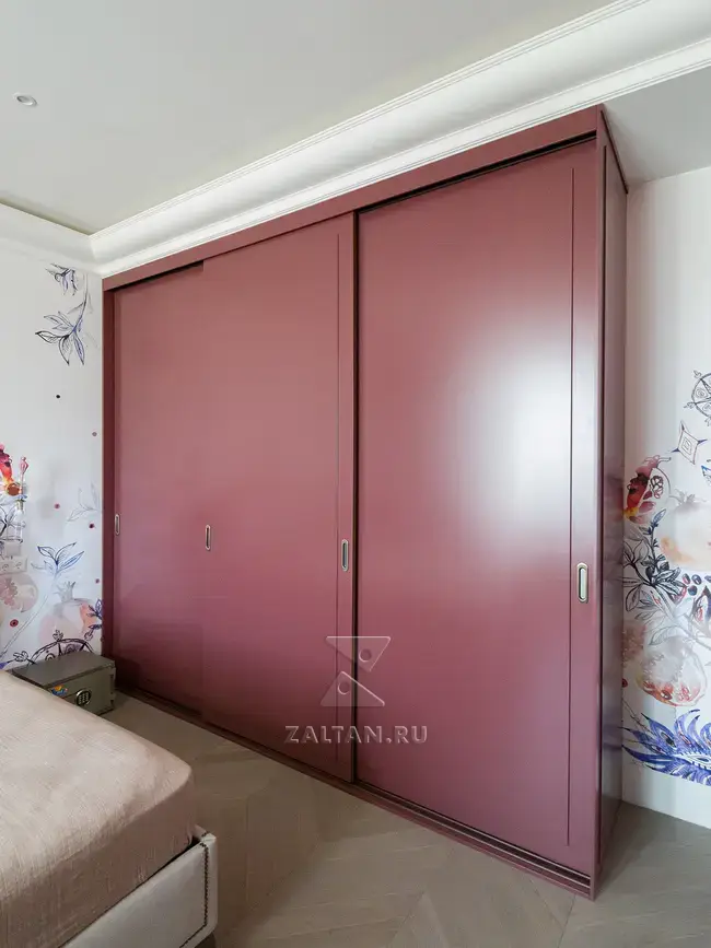 Шкаф-купе в спальне