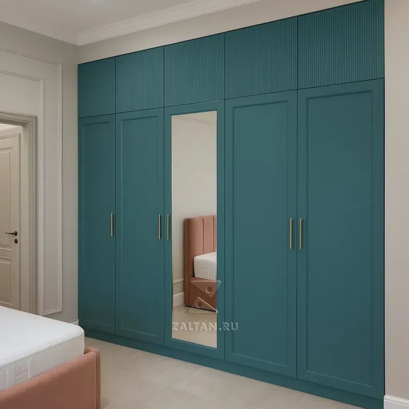 Шкаф в спальню бирюзовый