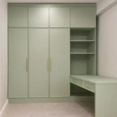 Встроенный шкаф с рабочей зоной