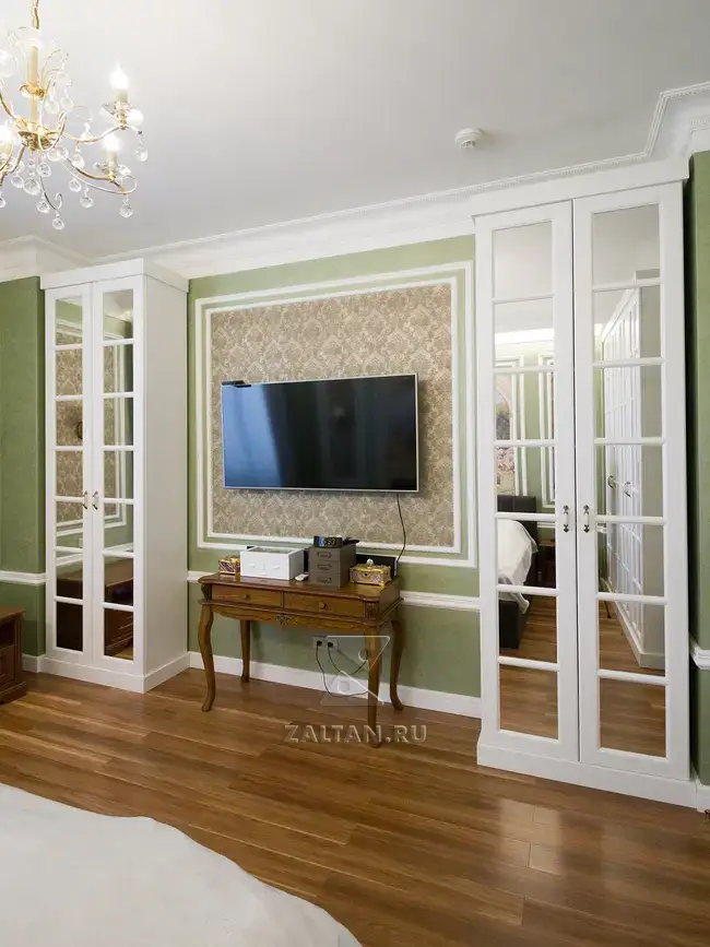 Шкафы в спальне