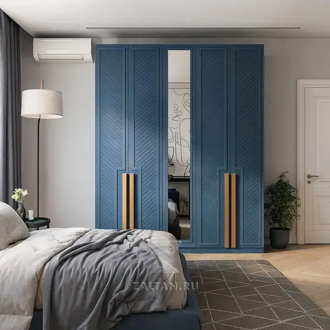 Шкаф с зеркалом синий