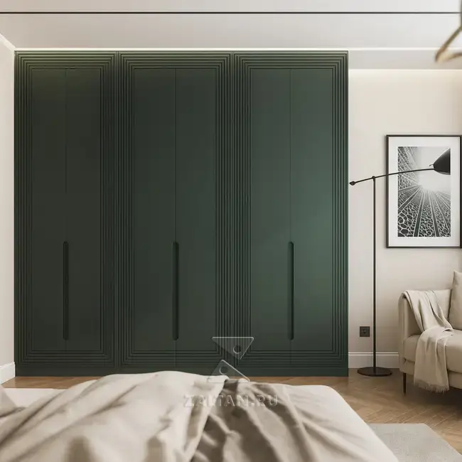 Встроенный зелёный шкаф спальня
